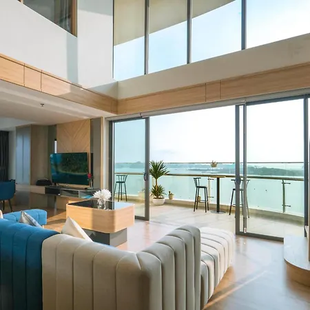 Luxury Citadine Apartment Bedrooms With Sea View